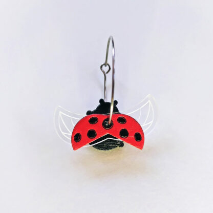 boucles d'oreilles coccinelle bois et plexi