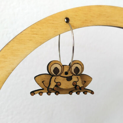 boucles d'oreilles grenouille en bois